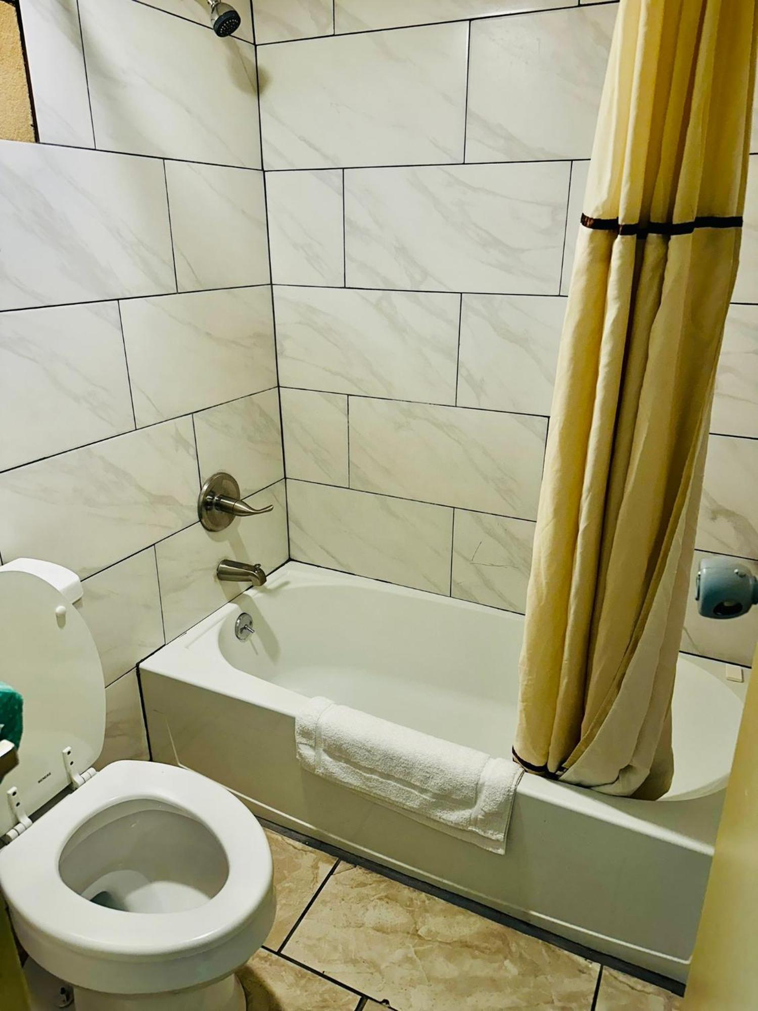 Travel Inn Bristol Near State Street מראה חיצוני תמונה